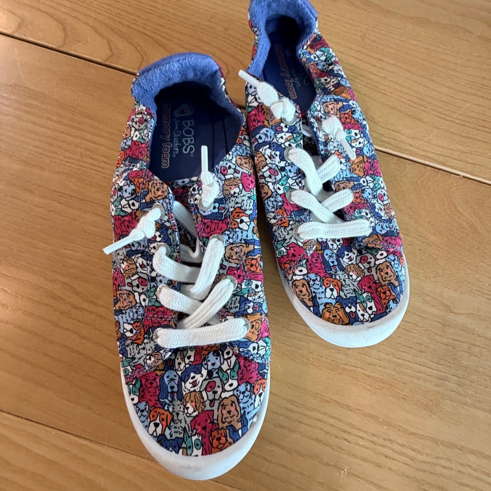 Skechers BOBS Beach Bingo Dog Party Sneakers Women Size 10 Multi Color Canvas